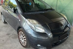 TOYOTA YARIS 2010 (SOLO RICAMBI)