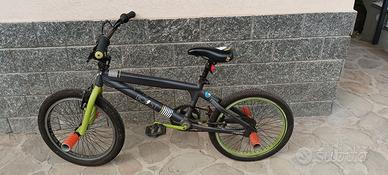 BICI BMX BOOST MBM FREESTYLE 20”