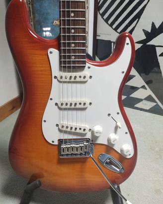 FENDER STRATOCASTER SQUIER