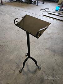 Leggìo in ferro battuto