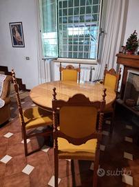 Tavolo soggiorno e 4 sedie