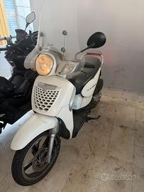 Aprilia Scarabeo 200