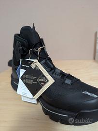 Scarpe 42 2/3 TERREX SKYCHASER TECH MID GTX