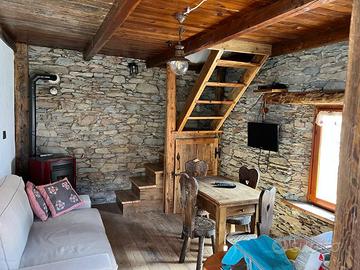 Casa tipica in montagna, Prali (TO) - Inverno 2025