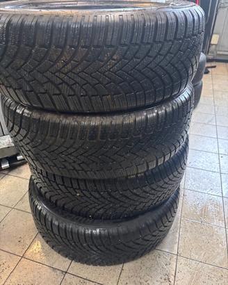 Gomme Invernali Bridgestone Blizzak  215/55/R18