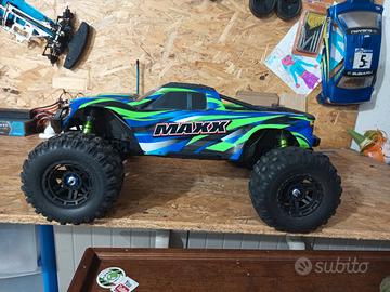 Modello radiocomandato TRAXXAS Maxx V2 4s 