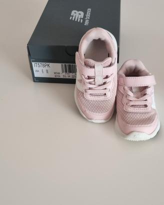 New Balance scarpe bambina tg. 22,5