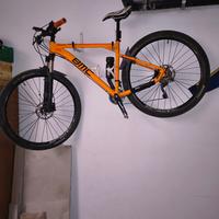 MTB telaio alluminio tag.M