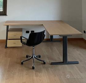 Scrivania angolare