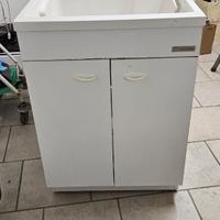 Lavatoio L60 P58 H85 con cestone ferro smaltato €8