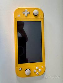 Nintendo Switch Lite Gialla
