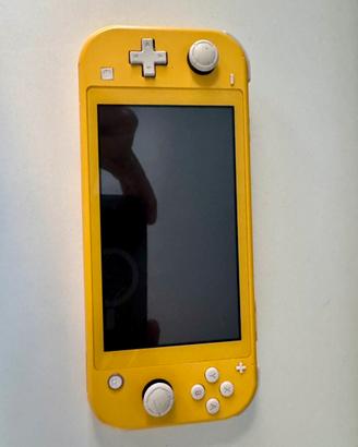 Nintendo Switch Lite Gialla