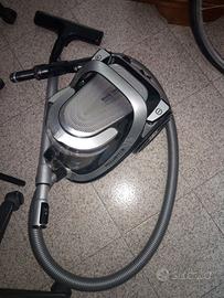 Aspirapolvere ciclonico Rowenta extreme silence