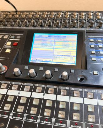 Mixer tascam