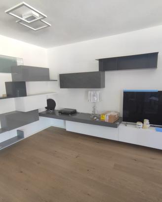 Parete attrezzata LAGO orginale di design