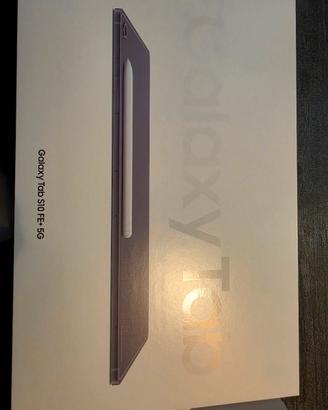 Galaxy Tab S10 FE  + 5G con Book Cover Keyboard