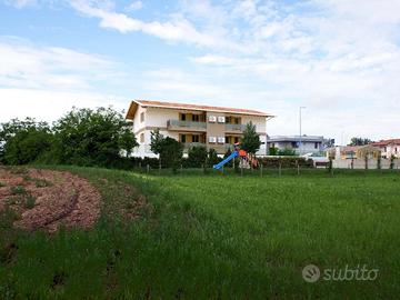 MODERNO APPARTAMENTO CON GIARDINO - nuova costr...