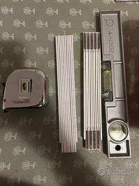 Attrezzi per muratore.