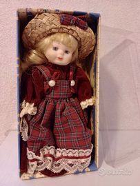 Bambola di porcellana