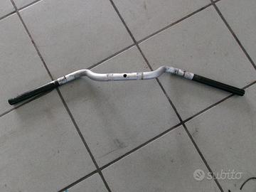 MANUBRIO BMW F 650 CS SCARVER