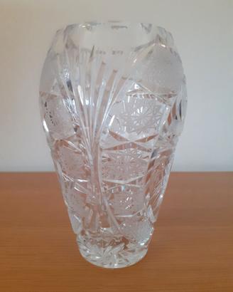 Vaso di cristallo risalente a metà 900