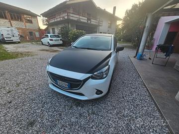 mazda 2 skyactive D 105