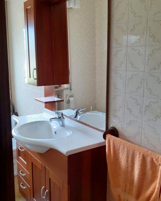 mobile bagno legno