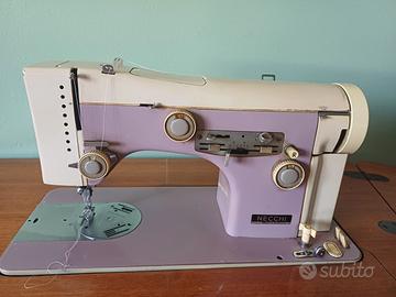 Macchina da cucire Necchi mod. 201