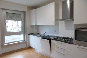 Tricamere biservizi parzialmente arredato