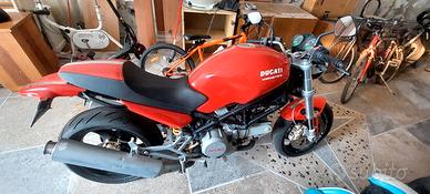 DUCATI MONSTER