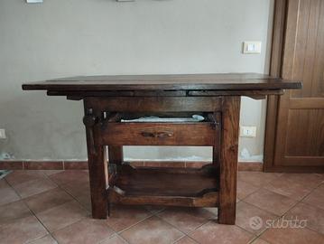 tavolo in legno 