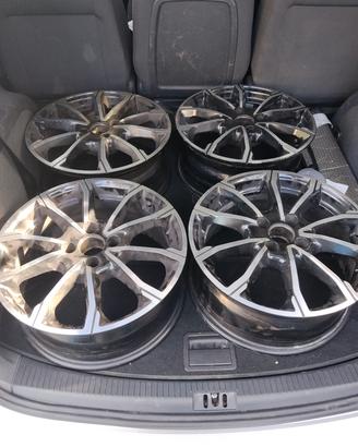 Cerchi in lega 16 per Renault Dacia (set da 4)