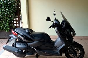 Scooter  Yamaha X Max 400