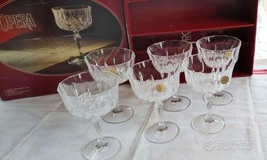 12 Coppe da champagne Rcr finemente lavorato