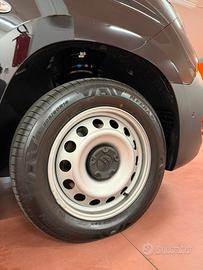 Gomme & Cerchi 205/60/16  *NEW*