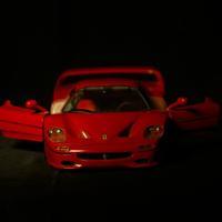 Ferrari F50 Modellino da Collezione - Scala 1:18