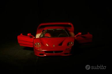 Ferrari F50 Modellino da Collezione - Scala 1:18