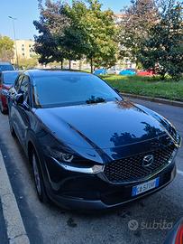 Auto Mazda CX-30