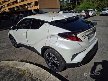 TOYOTA CHR 1.8 ACTIVE