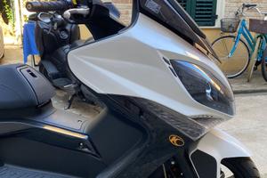 Scooter “KYMCO” cc. 300