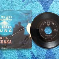 Vecchi 45giri musica artisti anni '60 LOTTO 4