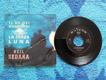 Vecchi 45giri musica artisti anni '60 LOTTO 4