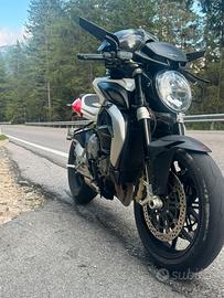 Mv Agusta Brutale 675