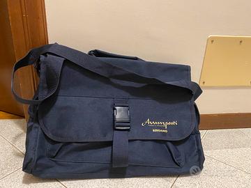 Borsa tracolla rettangolare anche porta pc