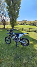 Triumph tf250 E mod 2026