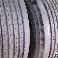 Coppia di pneumatici usati 385 65 22,5 bf go0drich