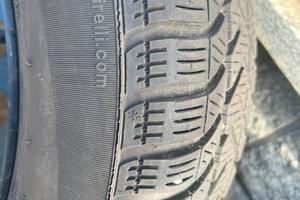 pneumatici  Pirelli e cerchioni attacco 5x112 r15