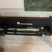 Manfrotto MVK500AM Treppiede