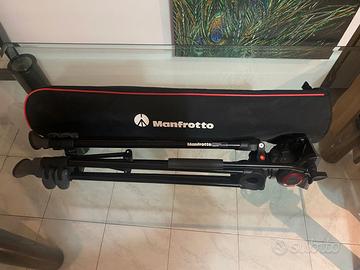 Manfrotto MVK500AM Treppiede