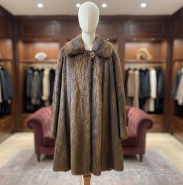 Incantevole Pelliccia Sartoriale Burroni - T.Forte